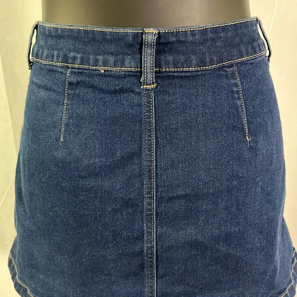 🛍 6 for $35 • Sincerely Jules Zip Front Patch Pocket Denim Mini Skirt